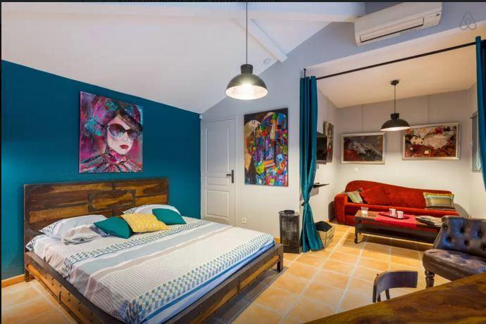 サン・シル・オー・モン・ドール Plum'Art Bed & Breakfast エクステリア 写真
